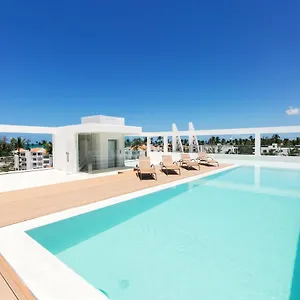 Hotel Grand Caribe Beach Club And - Playa Los Corales, Punta Cana